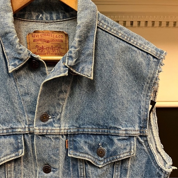 Levi’s orange tab denim vest - Picture 5 of 5